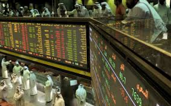 جني أرباح يهبط بالبورصة.. والثلاثيني يخسر 0.8%
