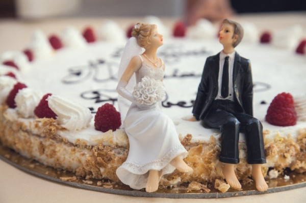 إتيكيت الزيارة الأولى للعروسين