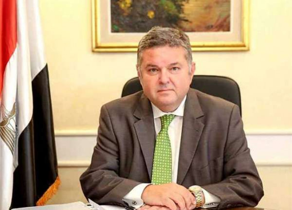 وزير قطاع الأعمال يتوقع طرح شركتين بالبورصة قبل نهاية العام