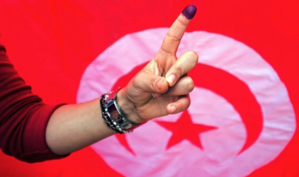 الانتخابات التونسية: حزب (النهضة) يتصدر بـ 52 مقعداً ويليه (قلب تونس) 38 مقعداً