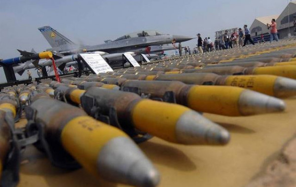 دعوة فرنسية لحظر صادرات الأسلحة إلى تركيا