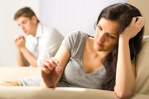 كيف تستعيدين ثقتك بنفسك بعد الطلاق؟