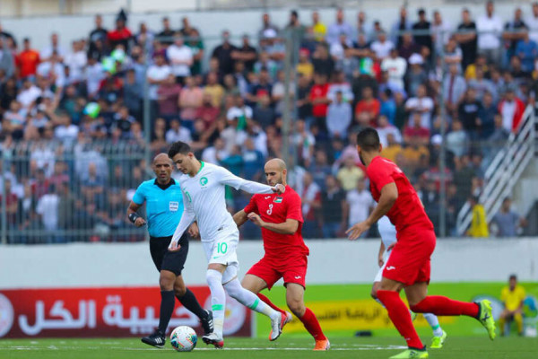 البهداري: قلة التركيز سبب ضياع الفرص لحسم المباراة مع الأخضر السعودي