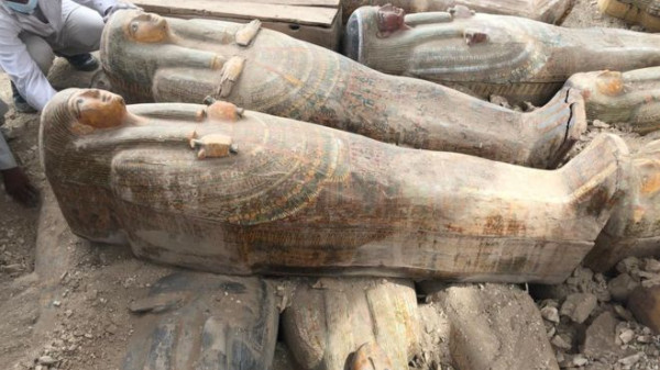 صور: مصر تعلن عن كشف أثري ضخم يضم 20 (تابوتا) ملونا