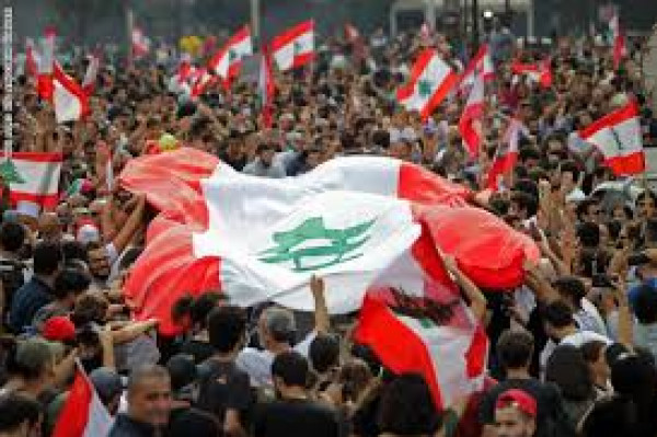 منظمة حقوقية عربية تحذر السلطات اللبنانية من قمع الاحتجاجات الشعبية بلبنان
