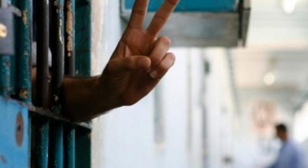 ستة أسرى فلسطينيين يواصلون إضرابهم عن الطعام