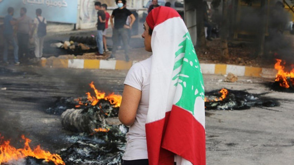 شاهد: متظاهرون في لبنان يهتفون ضد حسن نصر الله
