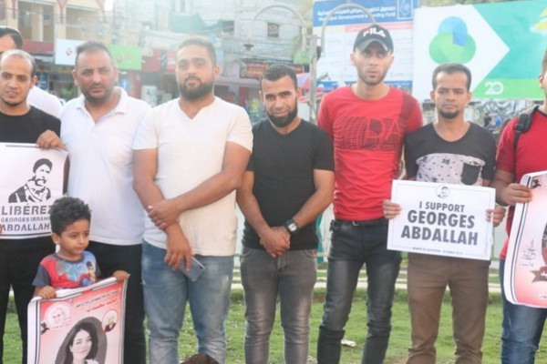 "الشعبية" في رفح تُنظم وقفة إسنادية مع سامر عربيد والأسرى