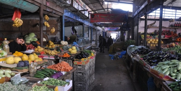 الأوقاف بغزة تُوضح حقيقة رفع إيجار المحلات بسوق فراس