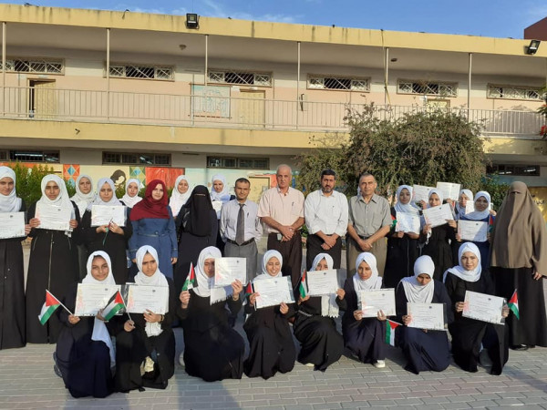 "طالبات الفالوجا" بمديرية شمال غزة يشاركن في فعاليات برمجية وإعلامية دولية