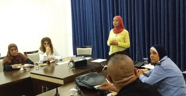 محافظة أريحا تنظم ندوة حول دور مقدمي خدمات الحماية للنساء المعنفات