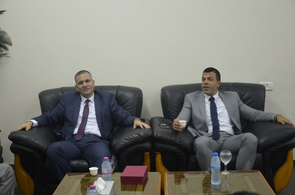 بنك فلسطين يهنئ القيق بتوليه رئاسة جامعة غزة