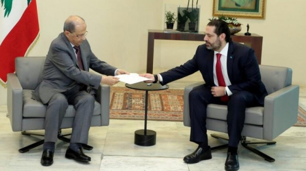 (رويترز): الرئيس عون يدرس ورقة استقالة الحريري ولن يطلب منه تصريف الأعمال