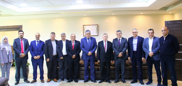 جامعة بوليتكنك فلسطين والبنك الإسلامي الفلسطيني يوقعان اتفاقية تعاون مُشتركة