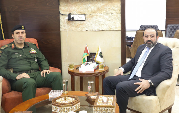 النائب العام يلتقي قائد قوات الأمن الوطني