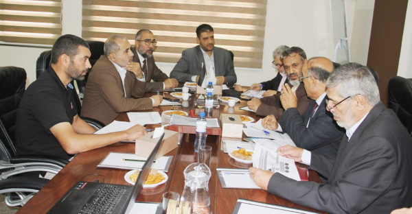 أبو الريش يترأس اجتماعا لرؤساء لجان غايات الخطة الاستراتيجية الصحية