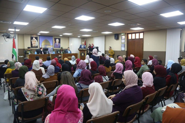 أكاديمية المدربين العرب ومنظمة تطوع تنظمان حفل تخريج للمشاركين بالدورات الأكاديمية والتعليمية