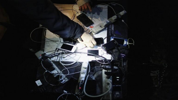 جثة تكشف لغز انقطاع الكهرباء عن طرابلس الغرب