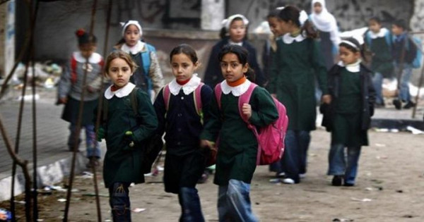 "التعليم" بغزة تعلق الدراسة بجميع المدارس والوزارات الحكومية تعمل بنظام الطوارئ