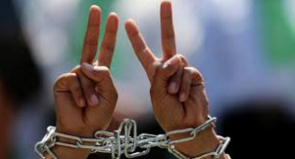 هيئة الأسرى: ثلاثة أسرى في سجون الاحتلال يواصلون إضرابهم المفتوح عن الطعام