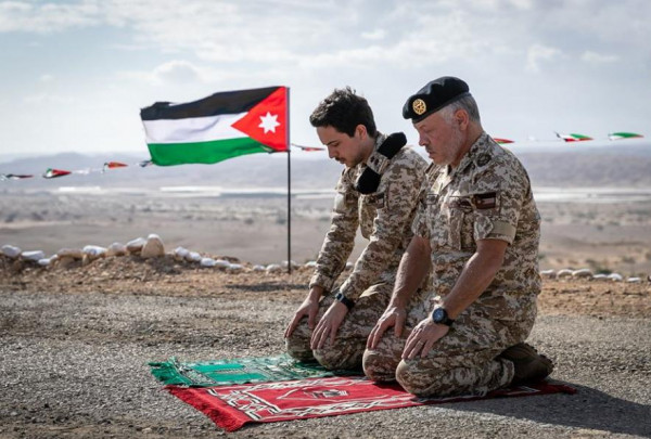 الإعلام الإسرائيلي يُسلط الضوء على زيارة العاهل الأردني للغُمر