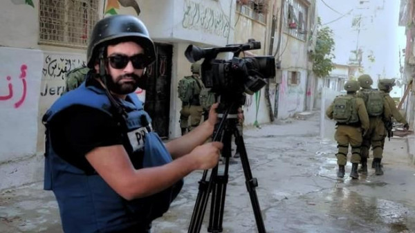 نقابة الصحفيين تنظم اليوم وقفات تضامنية مع الصحفي معاذ عمارنة