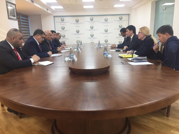الرجوب يبحث سبل تعزيز التعاون مع وزارة الشباب والرياضة الأوزبكية