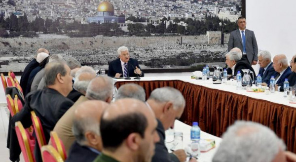 القيادة الفلسطينية تبدأ سلسلة اجتماعات طارئة لمواجهة الإعلان الأمريكي بشأن الاستيطان