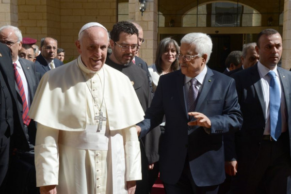 "الكرسي الرسولي" (الفاتيكان) يجدد موقفها الداعم لحل الدولتين للشعبين الفلسطيني والإسرائيلي