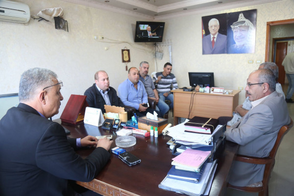 محافظ طولكرم يعبر عن تضامنه مع تلفزيون فلسطين وطاقم عامليه بالقدس المحتلة