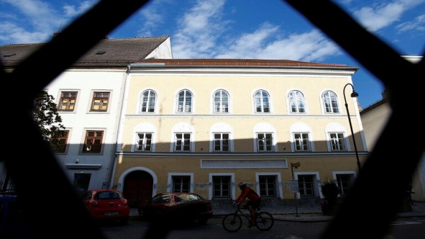 النمسا تحول مسقط رأس هتلر إلى مركز للشرطة