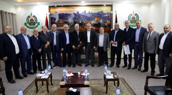 لجنة الانتخابات تسلّم الرئيس عباس رد حركة حماس بشأن الانتخابات العامة