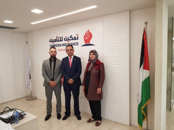 "مبادرة أنت القائد" تسلم الطالب "مليطات" من جامعة النجاح منصب مدير فرع