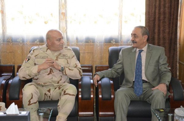 محافظ الإسماعيلية يستقبل قائد الجيش الثاني الميداني