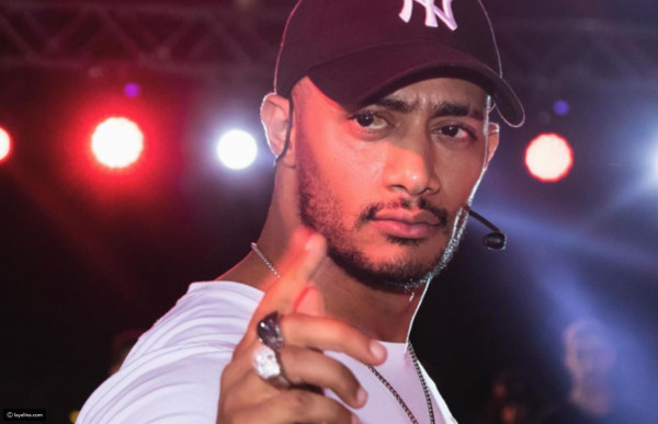 لأول مرة محمد رمضان بلون شعر جديد