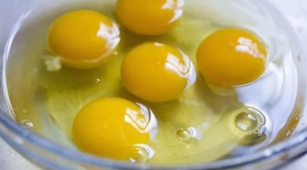 توقف عن تناول البيض بهذه الطريقة