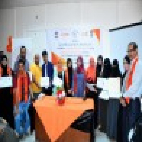 مركز المرأة بجامعة عدن يدشن فعاليات الحملة الدولية لمناهضة العنف ضد المرأة