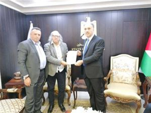 عساف يُسلّم الاتحاد الدولي للصحفيين ملفاً باعتداءات وجرائم الاحتلال