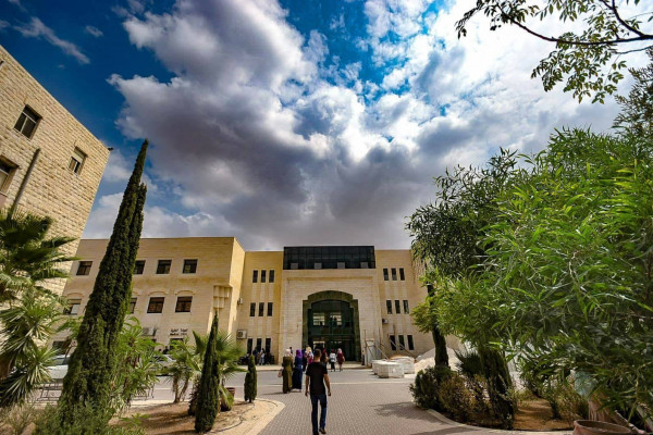 خريجو الصيدلة بجامعة القدس يحققون نجاحاً كاملاً بامتحان مزاولة المهنة الإسرائيلي