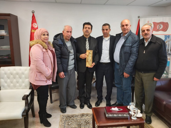 وفد من الأمانة العامة لاتحاد عمال فلسطين يلتقي سفير تونس لدى فلسطين
