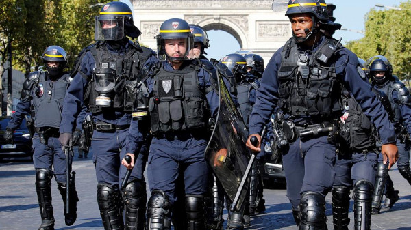 فرنسا: مقتل رجل هدد أفراد الشرطة بسكين