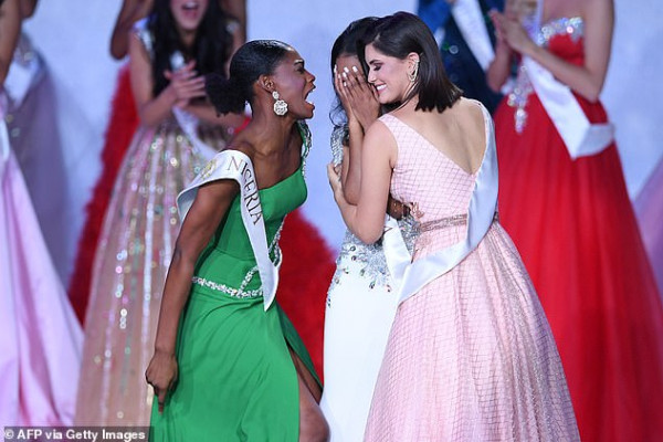 رد فعل غير متوقع من ملكة جمال نيجيريا عند فوز منافستها