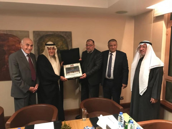 رئيس بلدية الخليل يعود من المملكة الأردنية بعد زيارة رسمية مثمرة