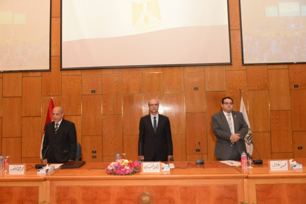 جامعة أسيوط تعلن توصيات ندوة "الإصلاح الاقتصادي فى مصر"
