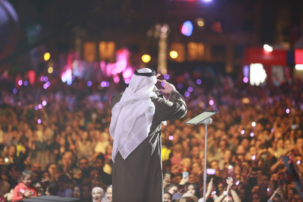 حسين الجسمي والآلاف من جمهور الإمارات يفتتحون مهرجان دبي للتسوق الـ25