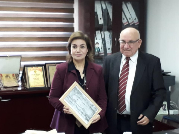 الكاتبة والشاعرة جميلة شحادة تلتقي طلاب كلية غرناطة في يوم اللغة العربية