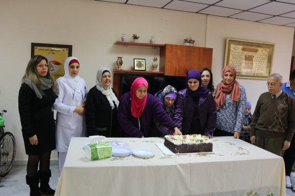 أكاديمية لبنان للتدريب والتطوير تهنئ مسني مستشفى دار السلام بالعام الجديد