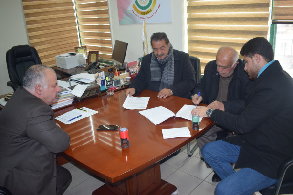 الإغاثة الزراعية توقع اتفاقية إنشاء خطوط ناقلة للمياه في يطا