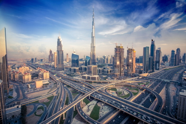 استقرار معدلات الإيجار يُعيد الثقة لسوق العقارات في دبي حسب تقرير تشيسترتنس