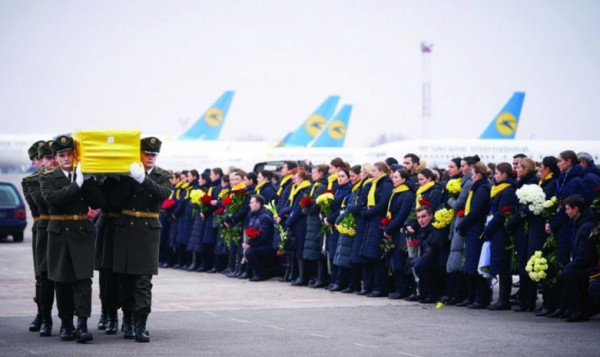 إيران تتراجع عن تسليم أوكرانيا صندوقي الطائرة المنكوبة